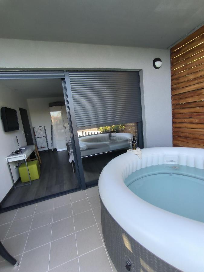 Ferienwohnung Nicol Split Exterior foto